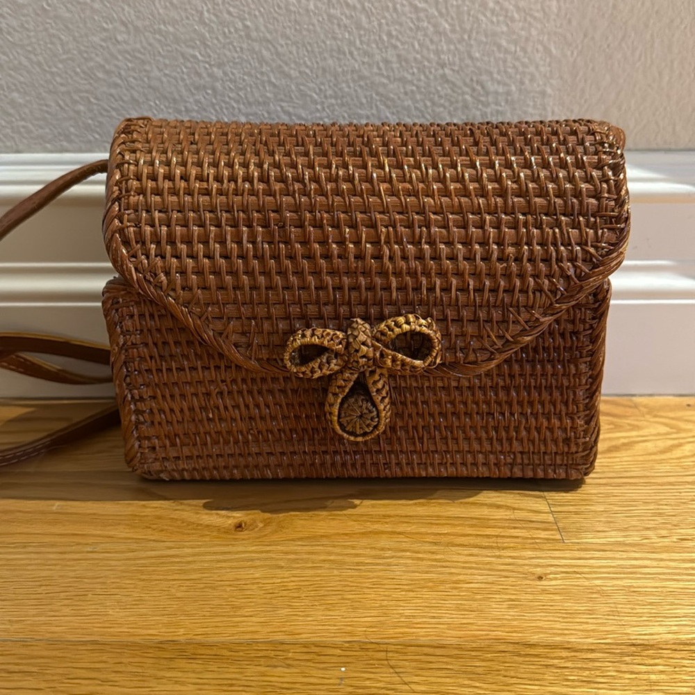 Handbag